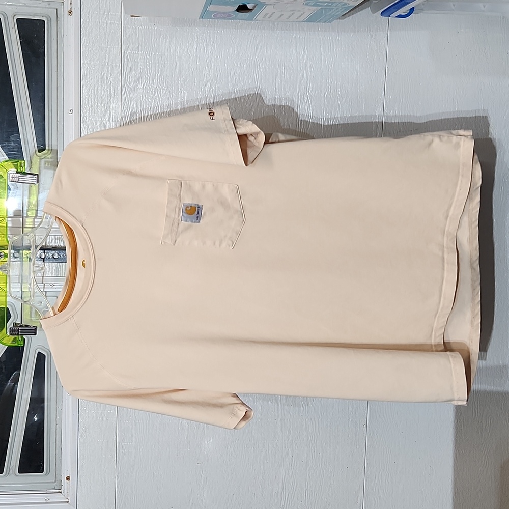 Carhartt Tshirt - Picture 1 of 6